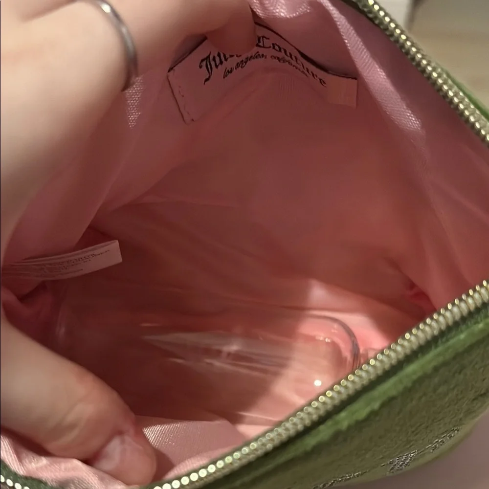 Juicy Couture Green Cosmetic Bag - Picture 5 of 6